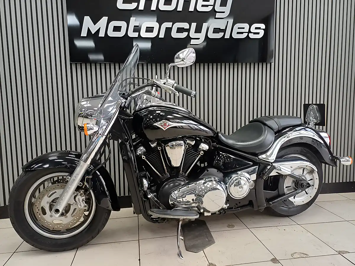 Used 2005 Kawasaki Vulcan 2000 Black - Interior and Exterior details 4