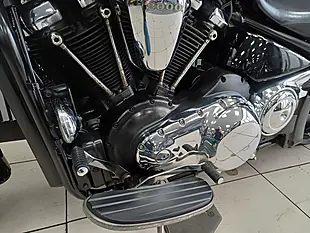 Used 2005 Kawasaki Vulcan 2000 Black - Interior and Exterior details 5