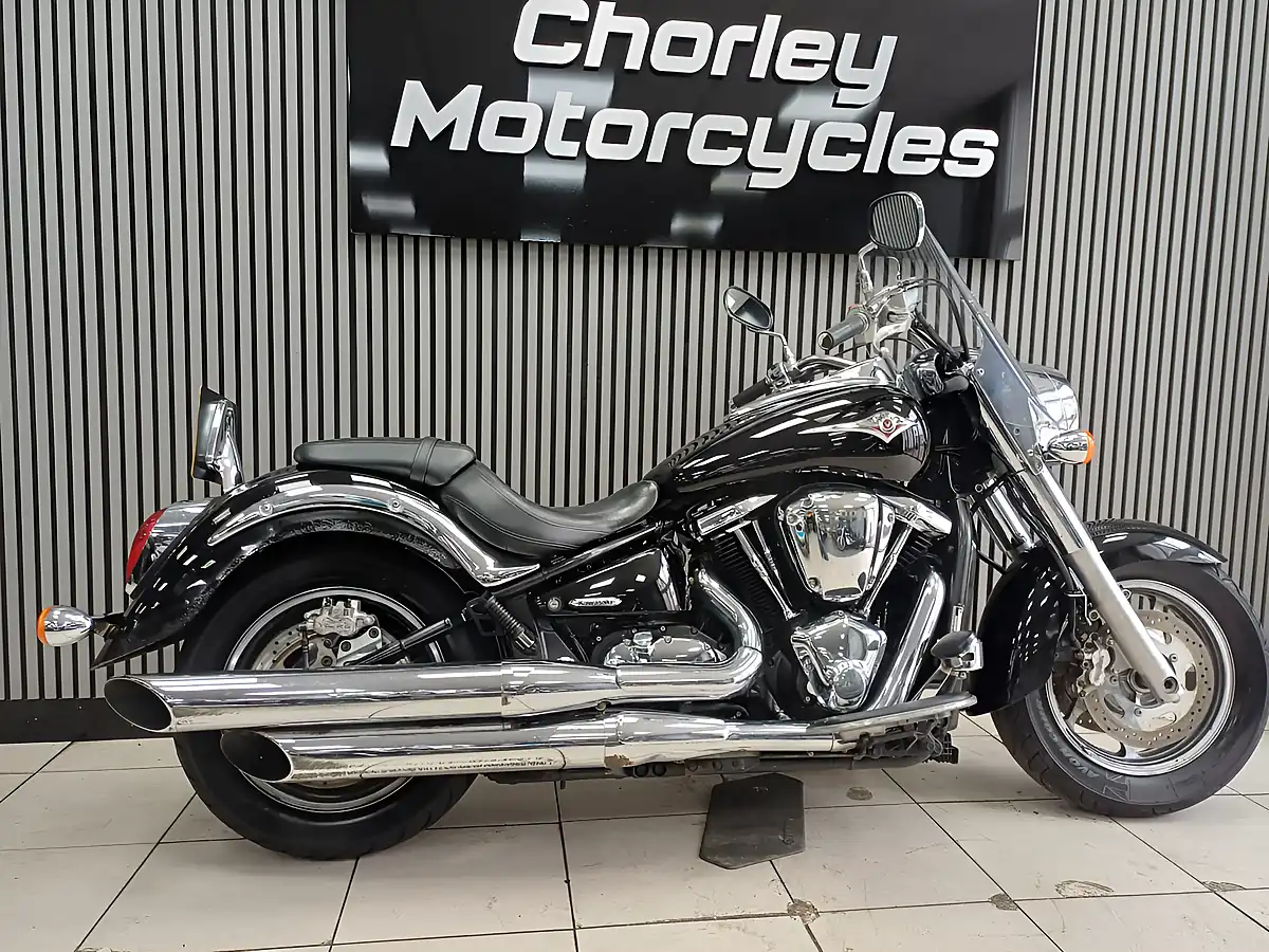 Used 2005 Kawasaki Vulcan 2000 Black - Interior and Exterior details 8
