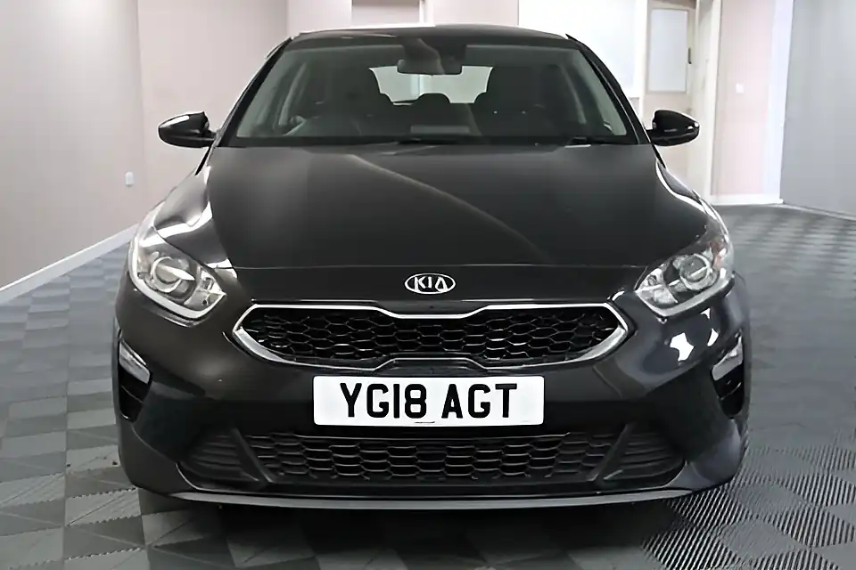 Used 2005 Kia Ceed 2 Black - Interior and Exterior details 2