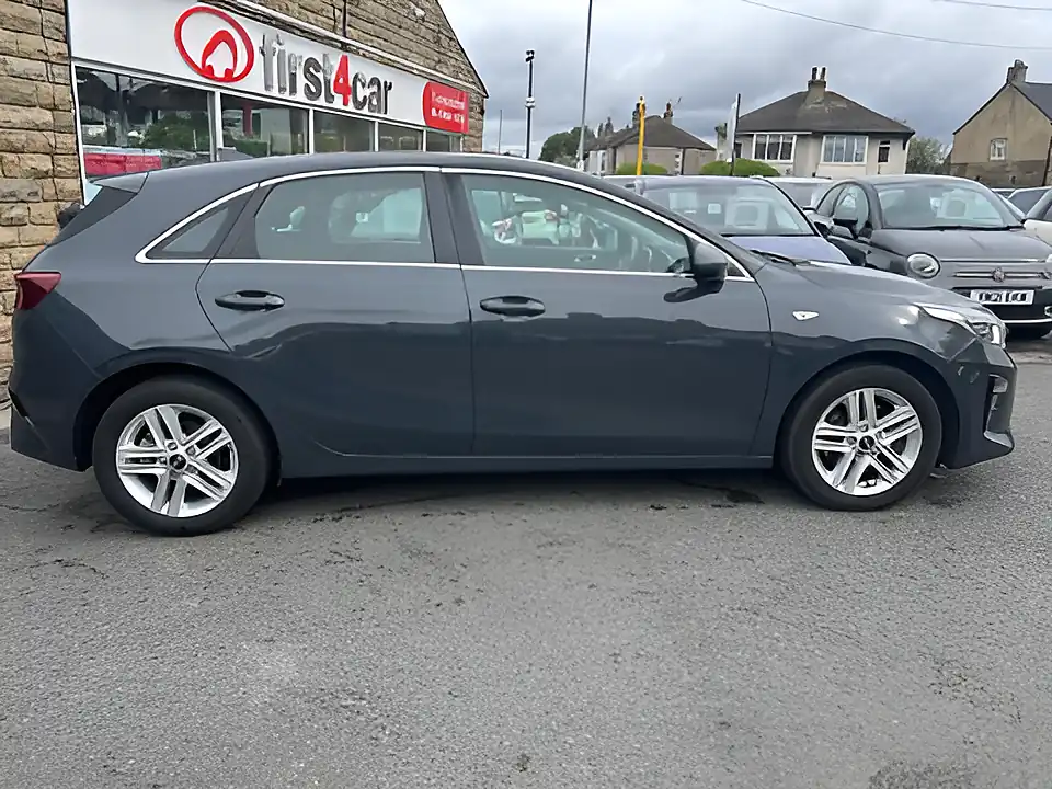 Used 2005 Kia Ceed 2 Grey - Interior and Exterior details 6