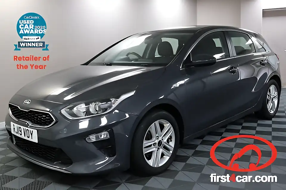 Used 2005 Kia Ceed 2 Grey - Front View