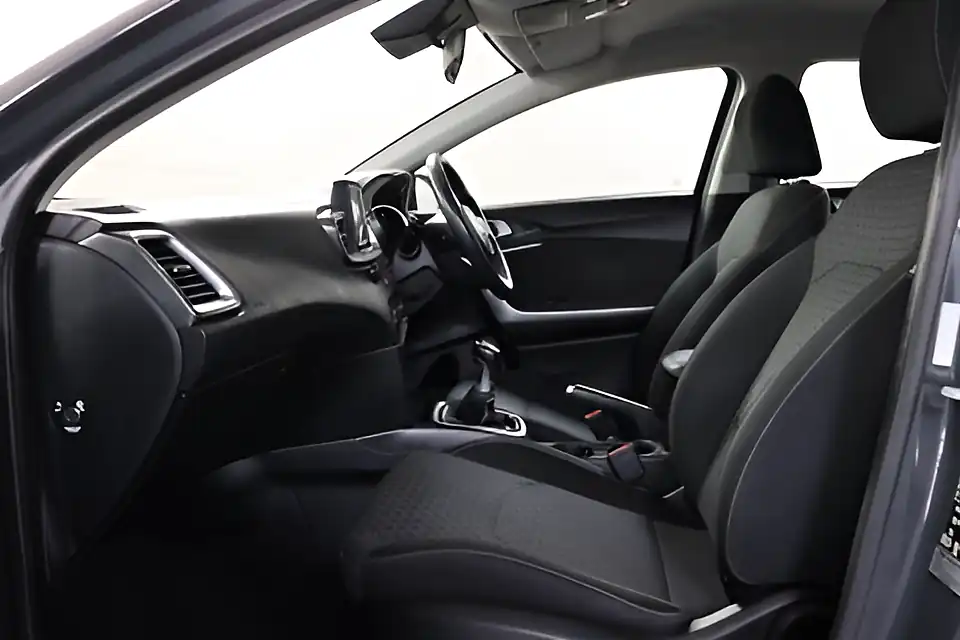 Used 2005 Kia Ceed 2 Grey - Interior and Exterior details 19