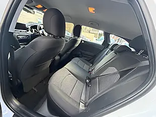 Used 2005 Kia Ceed 2 Nav Isg White - Interior and Exterior details 9