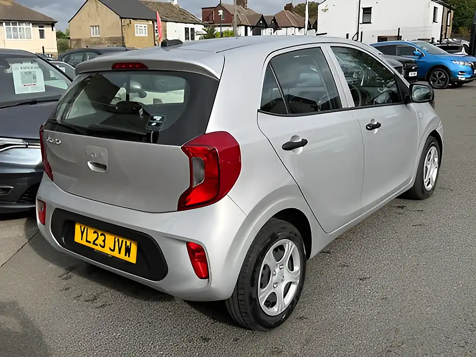 Used 2005 Kia Picanto 1 Silver - Interior and Exterior details 3