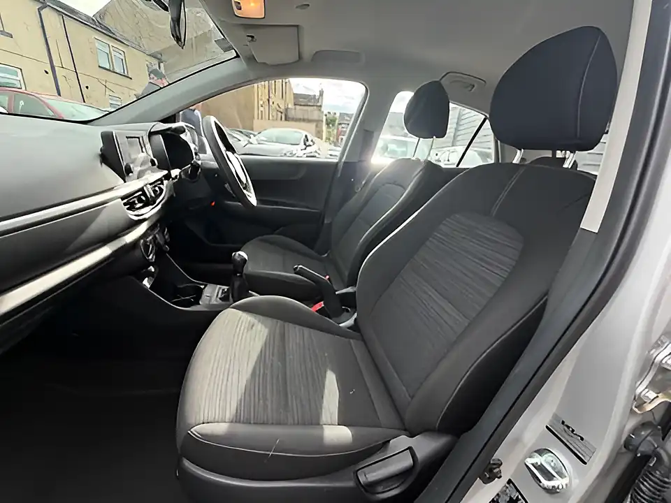 Used 2005 Kia Picanto 1 Silver - Interior and Exterior details 7