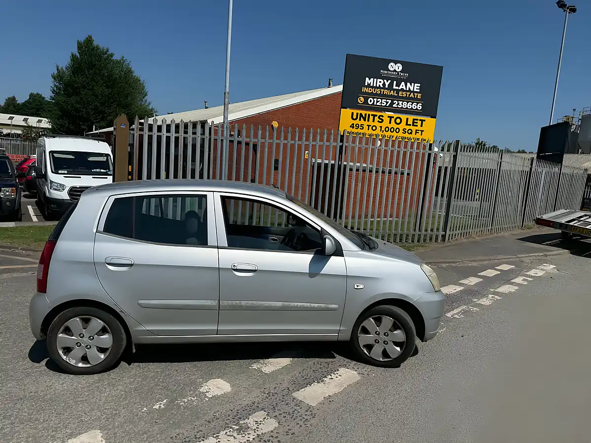 Used 2005 Kia Picanto Lx - Interior and Exterior details 7