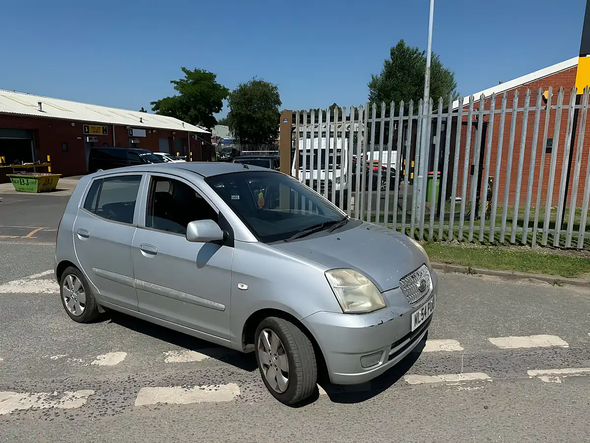 Used 2005 Kia Picanto Lx - Interior and Exterior details 9