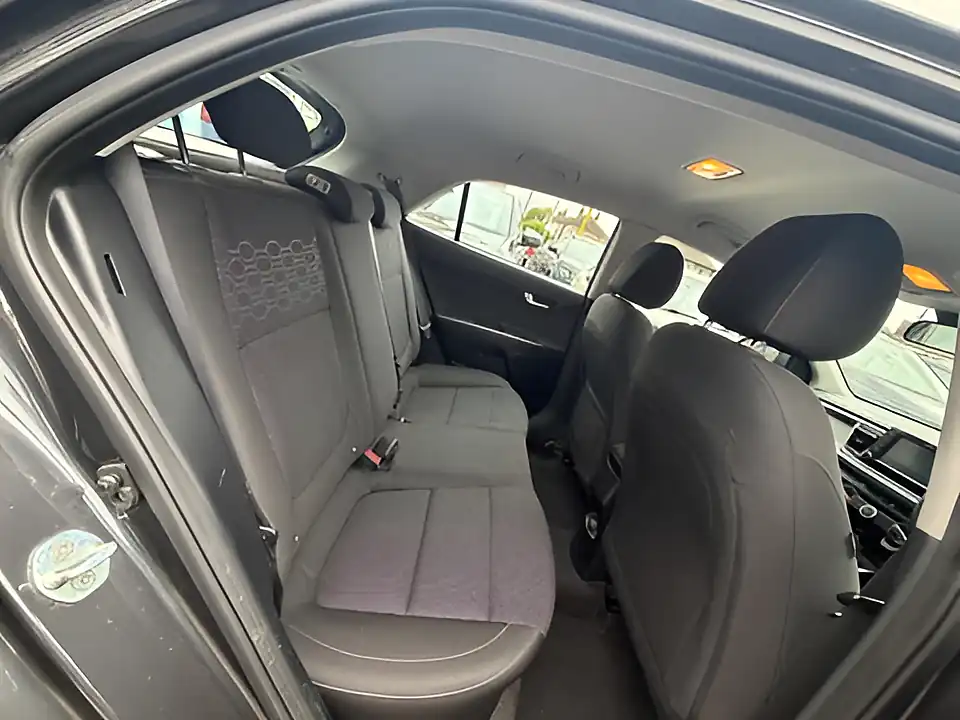 Used 2005 Kia Rio 2 Grey - Interior and Exterior details 13
