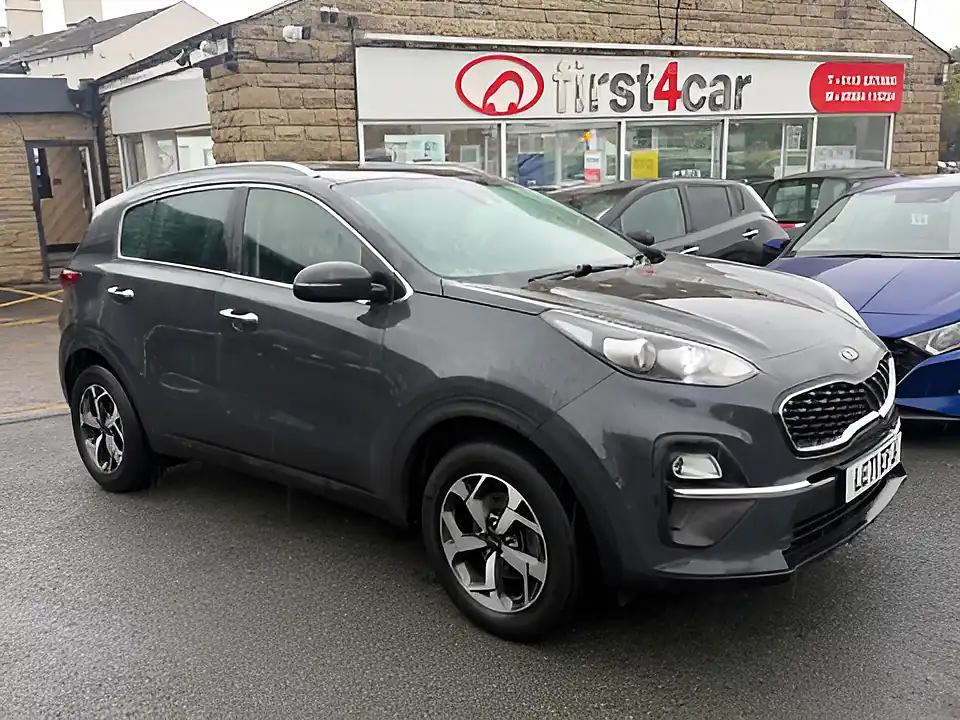 Used 2005 Kia Sportage 2 Grey - Front View