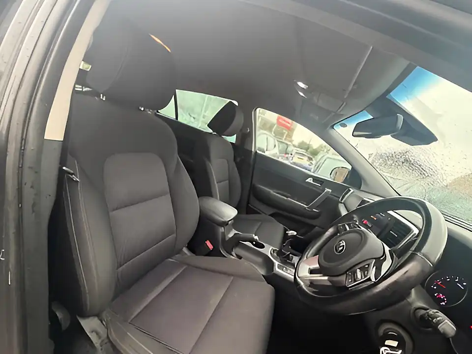Used 2005 Kia Sportage 2 Grey - Interior and Exterior details 8
