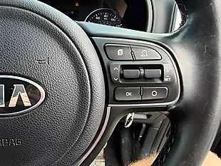 Used 2005 Kia Sportage 2 Phantom Black - Interior and Exterior details 12