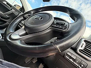 Used 2005 Kia Sportage 2 Phantom Black - Interior and Exterior details 15