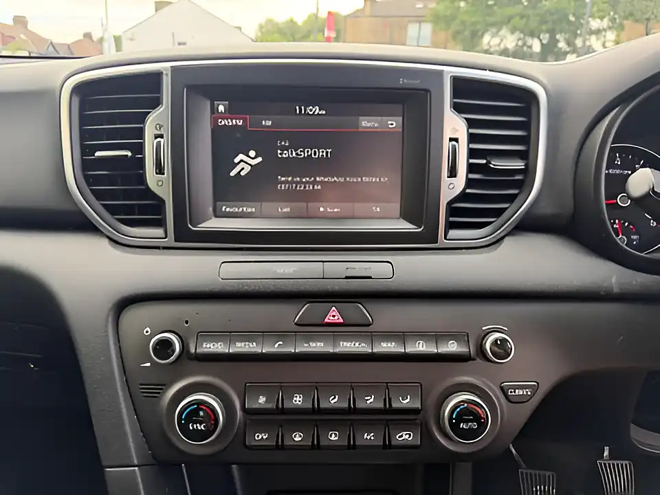 Used 2005 Kia Sportage 2 Silver - Interior and Exterior details 13