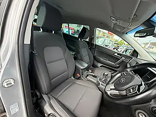 Used 2005 Kia Sportage 2 Silver - Interior and Exterior details 7