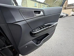 Used 2005 Kia Sportage 3 Isg Black - Interior and Exterior details 11