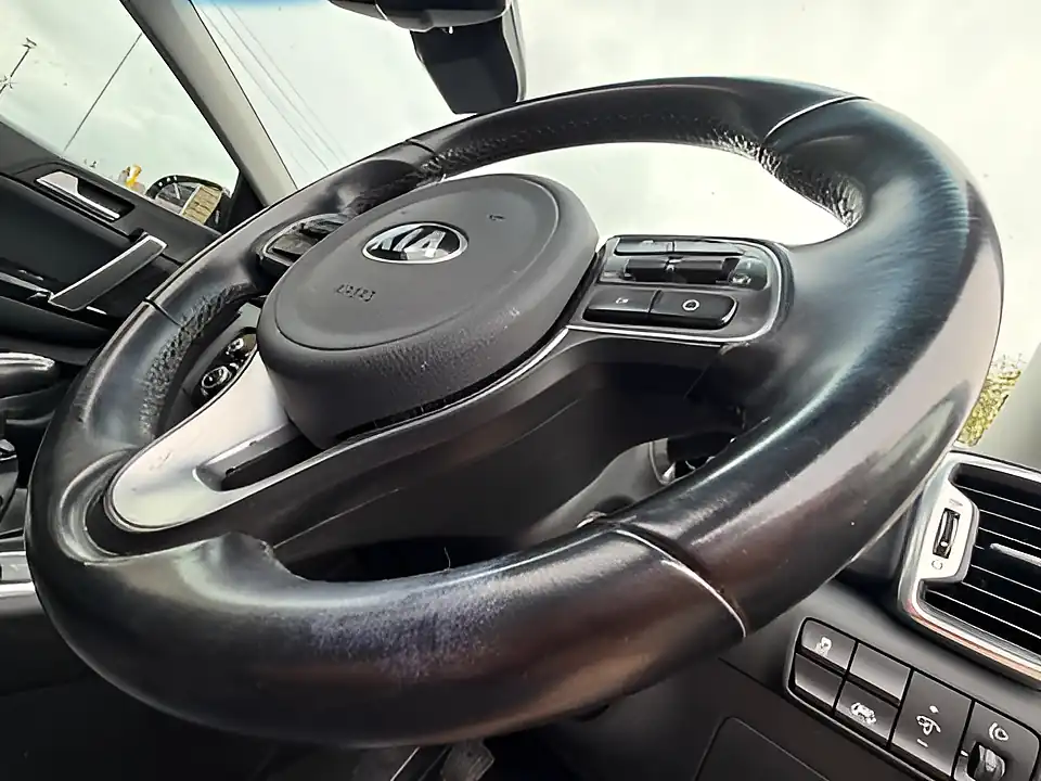 Used 2005 Kia Sportage 3 Isg Black - Interior and Exterior details 13