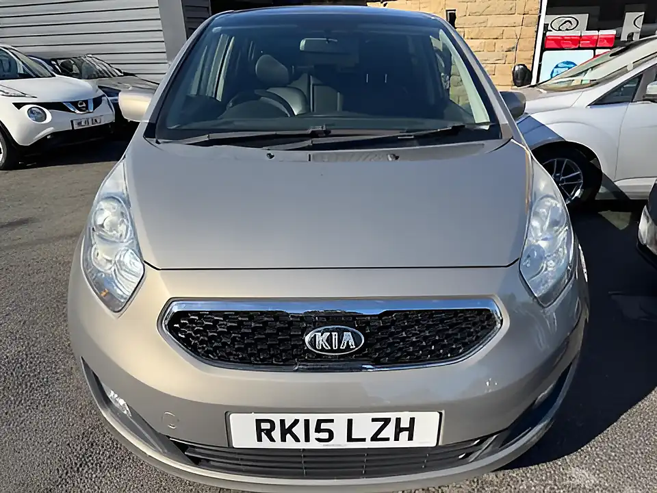 Used 2005 Kia Venga 3 Ecodynamics Silver - Interior and Exterior details 9
