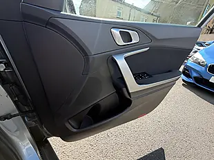 Used 2005 Kia Xceed 2 Isg Silver - Interior and Exterior details 17