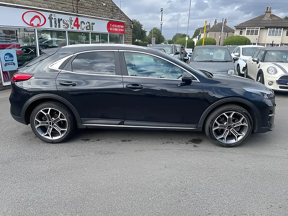 Used 2005 Kia Xceed 3 Black - Interior and Exterior details 4