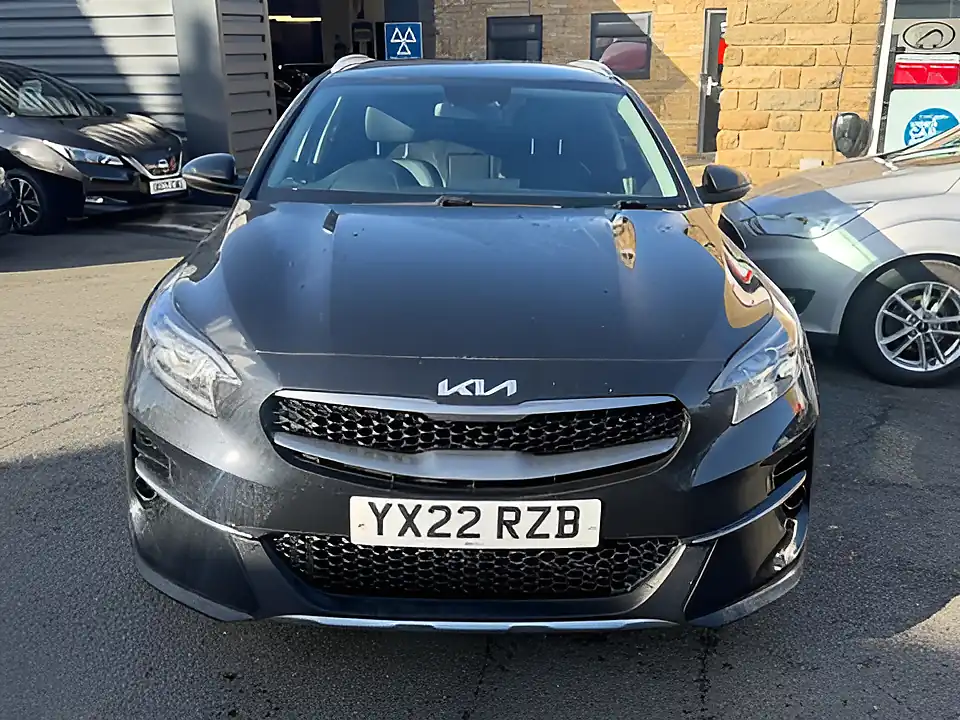 Used 2005 Kia Xceed Connect Black - Interior and Exterior details 2
