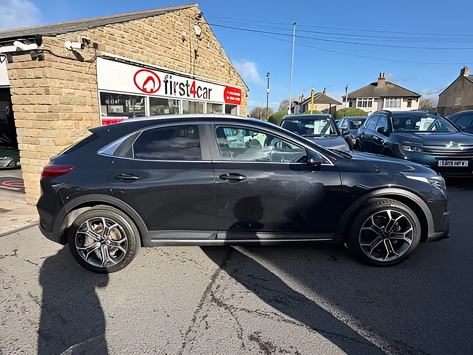 Used 2005 Kia Xceed Connect Black - Interior and Exterior details 4