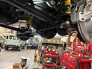 Used 2005 Land Rover Defender 110 County Station Wagon Tonga Green - Interior and Exterior details 18