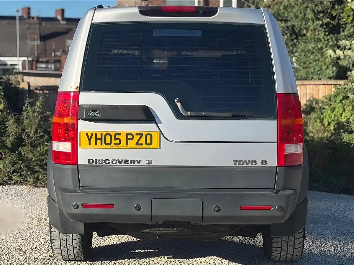 Used 2005 Land Rover Discovery 3 S Silver - Interior and Exterior details 8