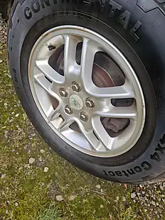 Used 2005 Land Rover Discovery 7 SEAT Silver - Interior and Exterior details 15