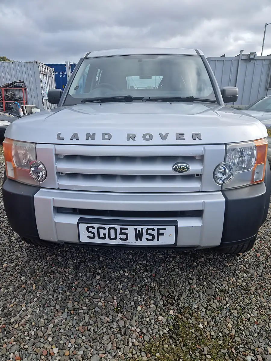 Used 2005 Land Rover Discovery 7 SEAT Silver - Interior and Exterior details 17