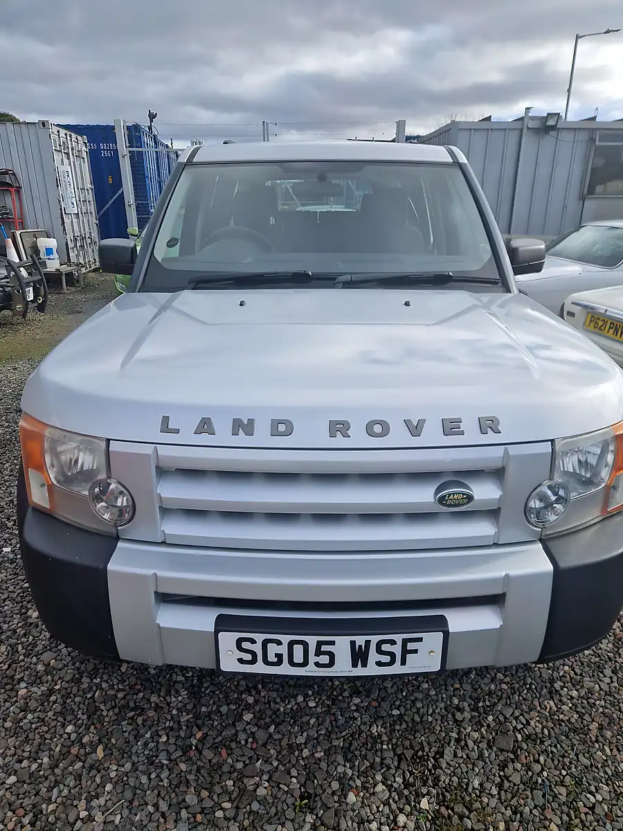 Used 2005 Land Rover Discovery 7 SEAT Silver - Interior and Exterior details 2