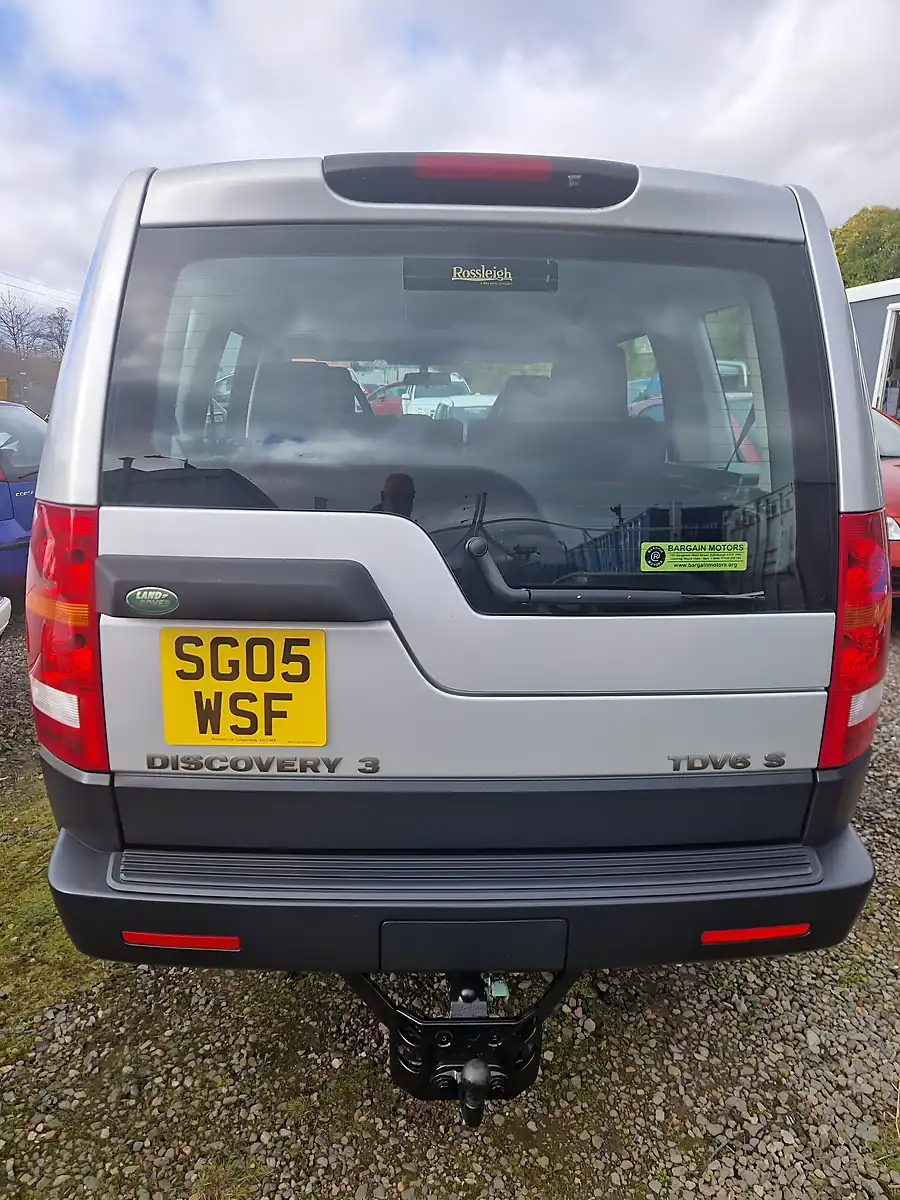 Used 2005 Land Rover Discovery 7 SEAT Silver - Interior and Exterior details 8