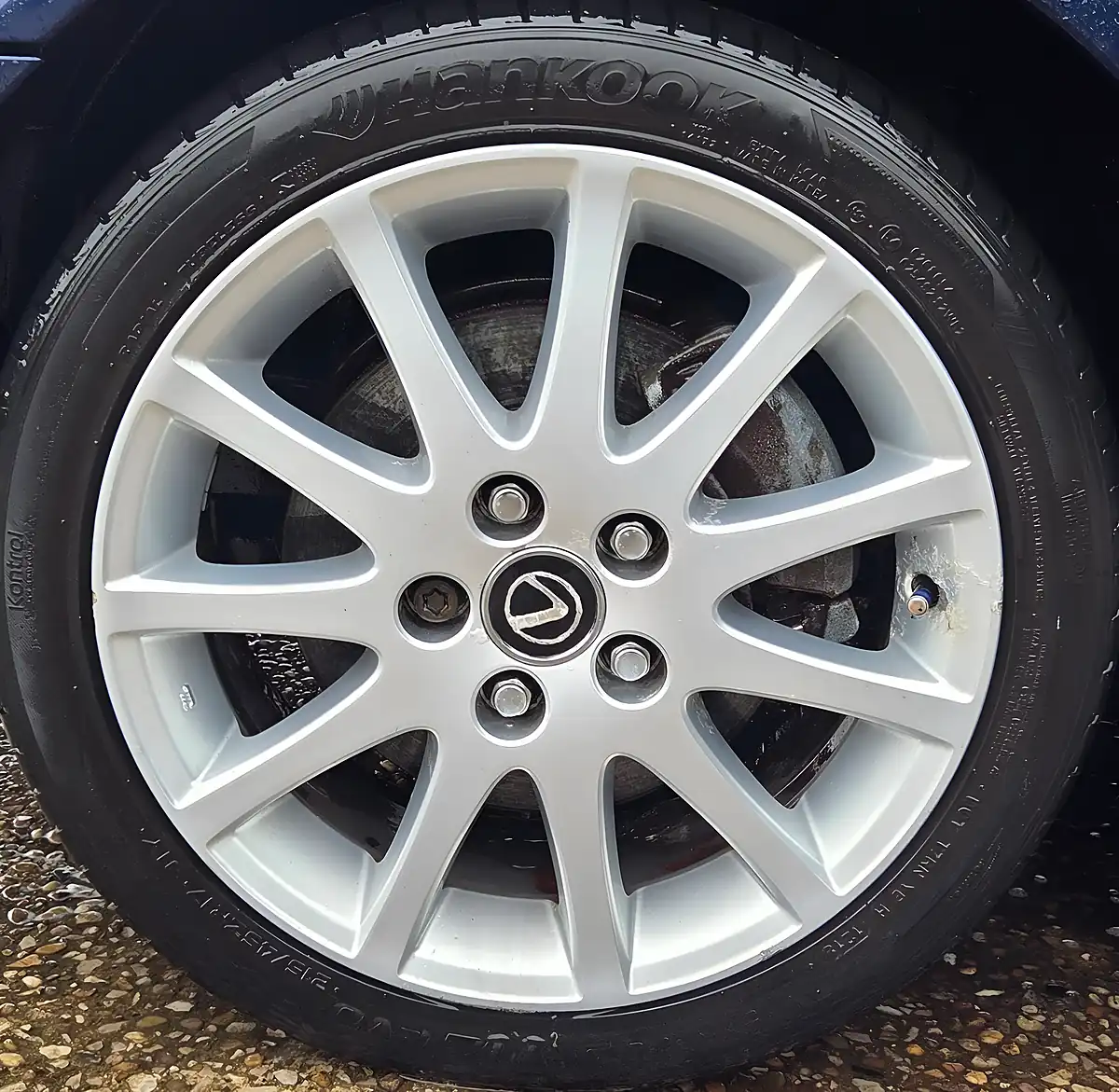 Used 2005 Lexus Is 200 Sport Blue - Interior and Exterior details 17