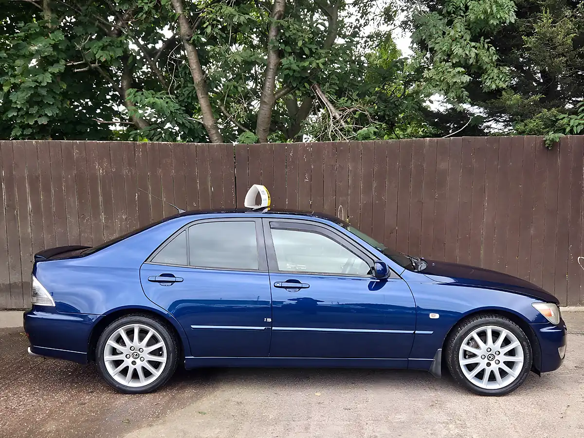 Used 2005 Lexus Is 200 Sport Blue - Interior and Exterior details 7