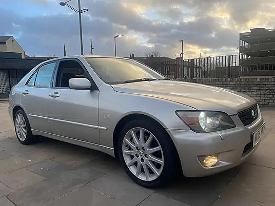 2005 Lexus IS SE