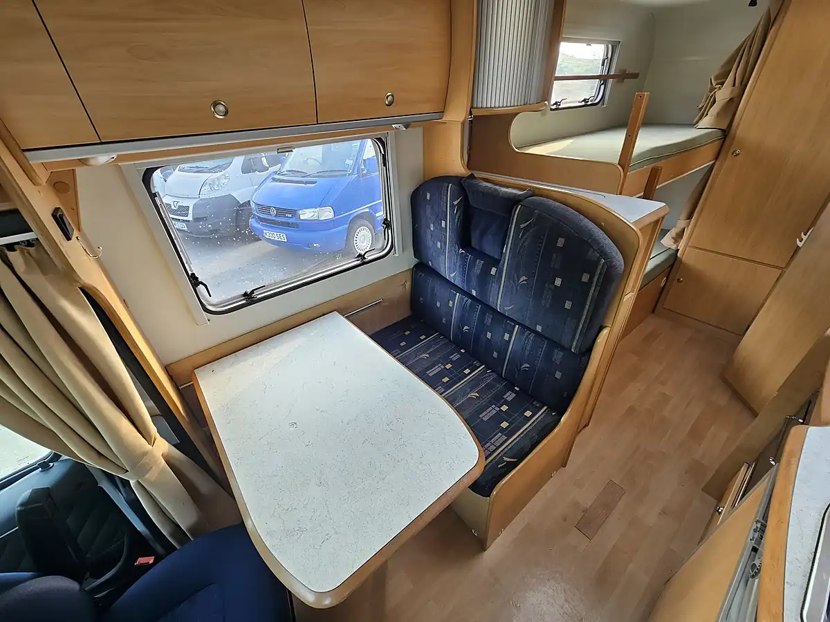 Used 2005 Lunar Champ A541 Coachbuilt 4 Berth White - Interior and Exterior details 10