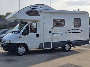 Used 2005 Lunar Champ A541 Coachbuilt 4 Berth White - Interior and Exterior details 5