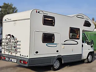 Used 2005 Lunar Champ A541 Coachbuilt 4 Berth White - Interior and Exterior details 7
