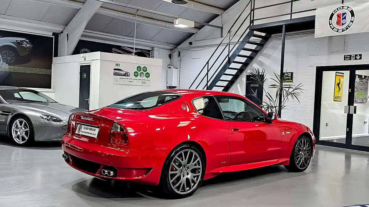 Used 2005 Maserati Gransport Coupe Red - Interior and Exterior details 10