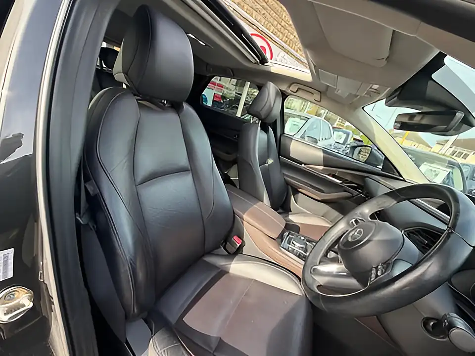 Used 2005 Mazda CX-30 GT Sport Grey - Interior and Exterior details 11