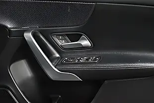 Used 2005 Mercedes-Benz a Class Sport Cosmos Black - Interior and Exterior details 17