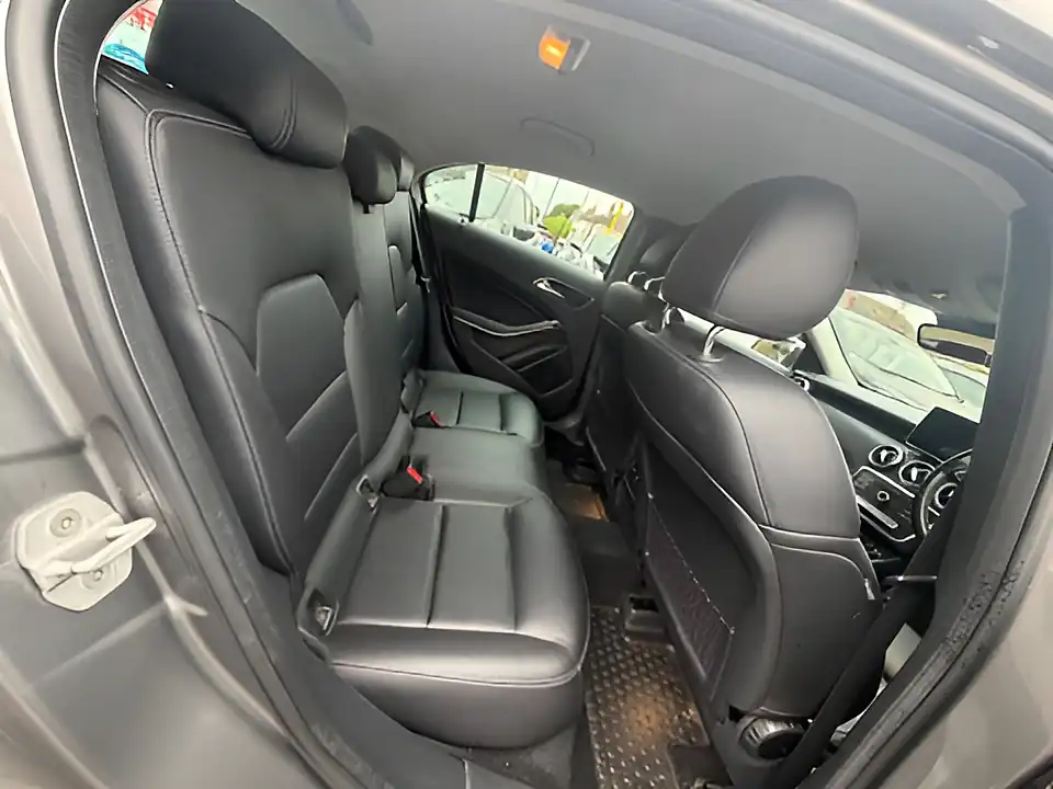 Used 2005 Mercedes-Benz a Class Sport Premium Grey - Interior and Exterior details 10