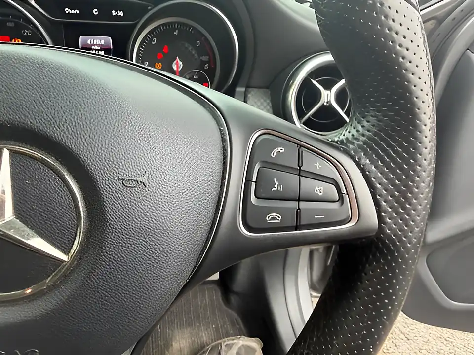 Used 2005 Mercedes-Benz a Class Sport Premium Grey - Interior and Exterior details 12