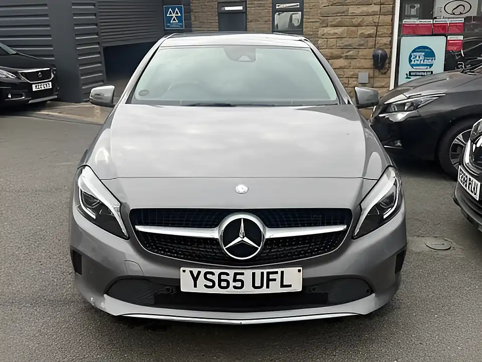 Used 2005 Mercedes-Benz a Class Sport Premium Grey - Interior and Exterior details 2