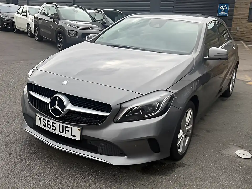 Used 2005 Mercedes-Benz a Class Sport Premium Grey - Interior and Exterior details 3