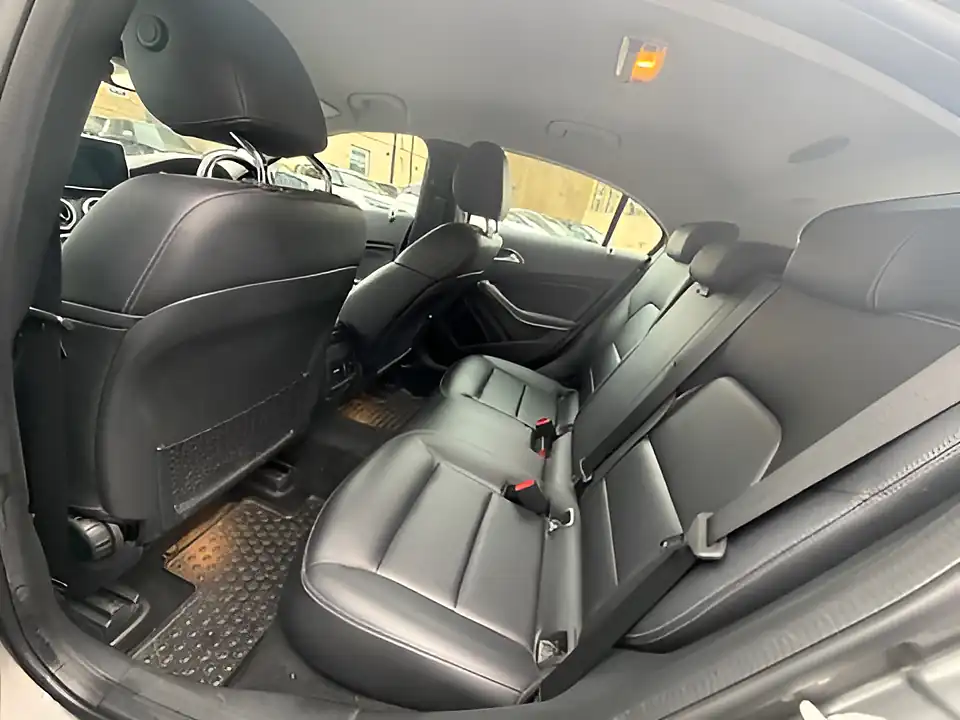 Used 2005 Mercedes-Benz a Class Sport Premium Grey - Interior and Exterior details 9