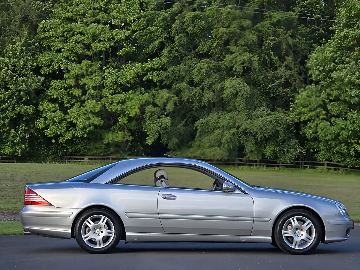 Used 2005 Mercedes-Benz Cl Facelift Brilliant Silver - Interior and Exterior details 11