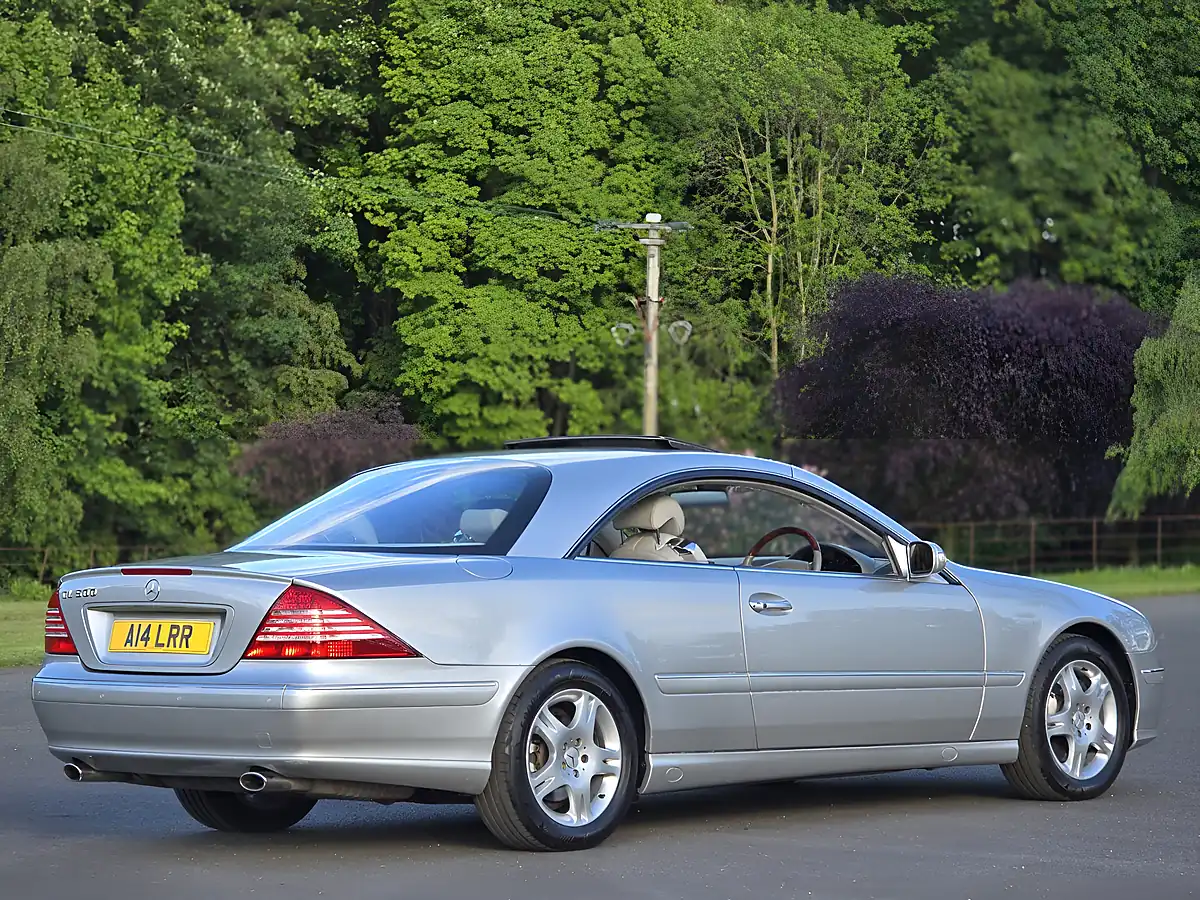 Used 2005 Mercedes-Benz Cl Facelift Brilliant Silver - Interior and Exterior details 14