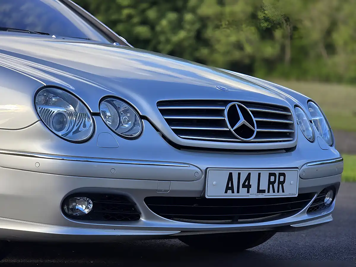 Used 2005 Mercedes-Benz Cl Facelift Brilliant Silver - Interior and Exterior details 4