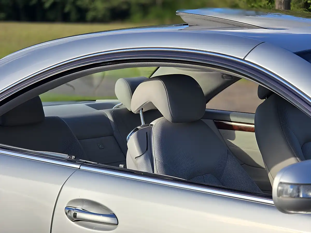 Used 2005 Mercedes-Benz Cl Facelift Brilliant Silver - Interior and Exterior details 5